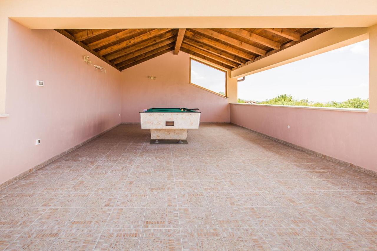 Villa Nabucco Kras Kültér fotó