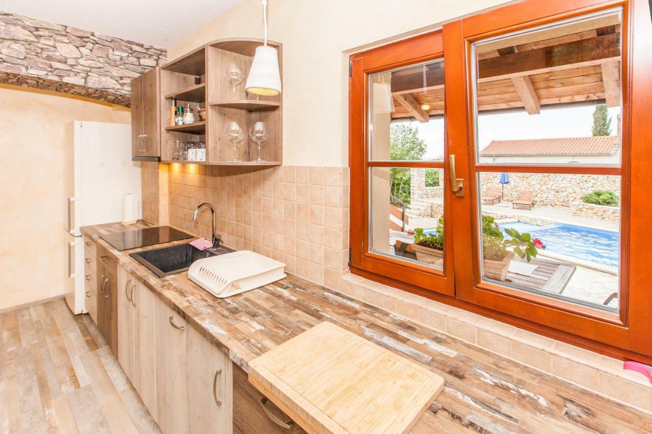 Villa Nabucco Kras Kültér fotó